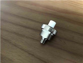High-end connector vernikkeling